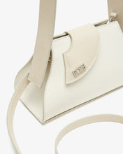 Carica l&#39;immagine nel visualizzatore di Gallery, Comma Small Handbag | Women Bags Off White | GCDS®
