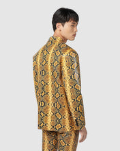 Carica l&#39;immagine nel visualizzatore di Gallery, Double-breasted snake faux leather blazer: Men Outerwear Yellow | GCDS
