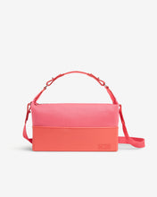 Carica l&#39;immagine nel visualizzatore di Gallery, Matilda Mesh Medium Bag : Women Bags Pink fluo | GCDS Spring/Summer 2023
