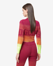 Carica l&#39;immagine nel visualizzatore di Gallery, Lurex Degradé Cropped Sweater : Women Knitwear Fuchsia | GCDS Spring/Summer 2023
