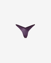 Carica l&#39;immagine nel visualizzatore di Gallery, Metallic Logo Clip Slip : Women Swimwear Violet | GCDS Spring/Summer 2023
